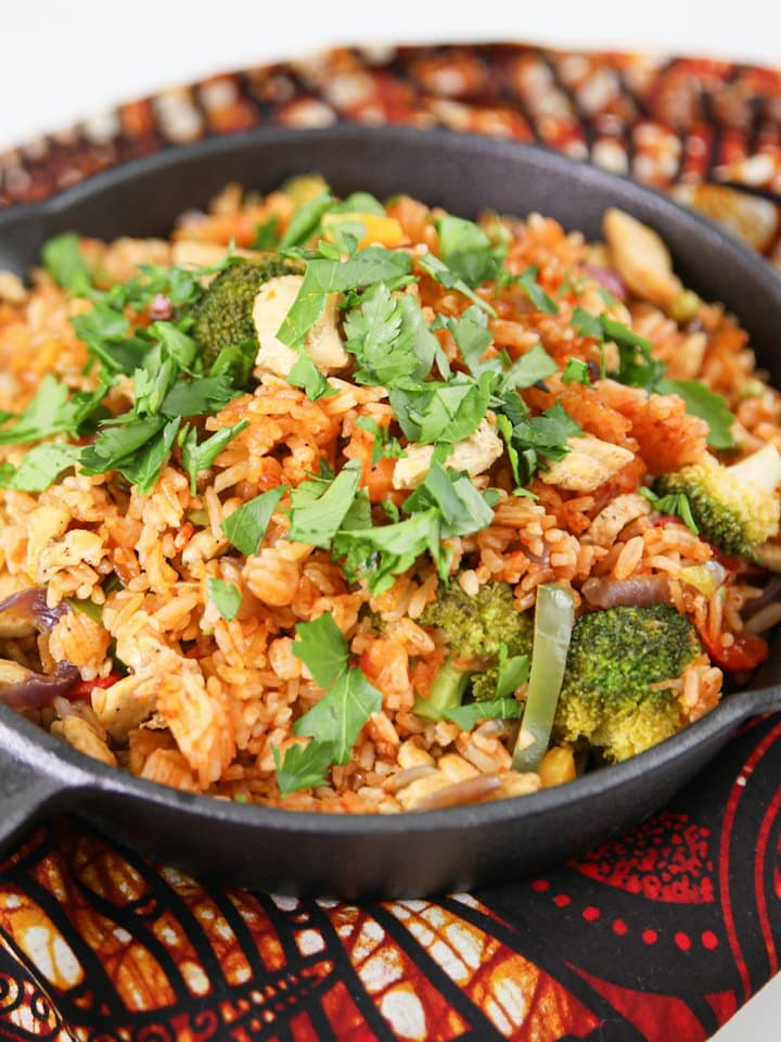 Fried rice with chicken and broccoli